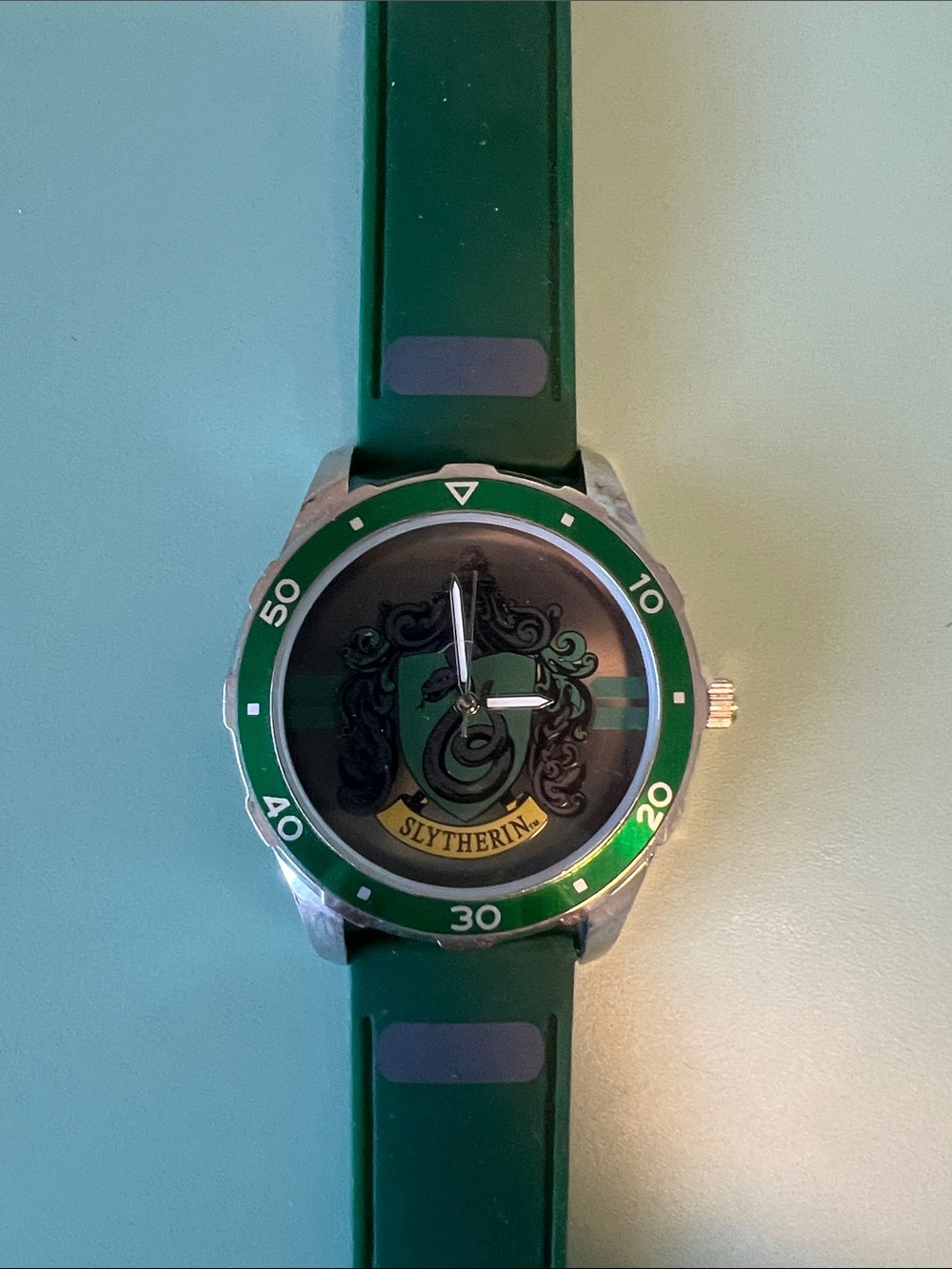 Green Harry Potter Slytherin Crest Men’s Watch